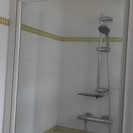 فندق مبيت وإفطار La Ferme Des Ruelles 3*